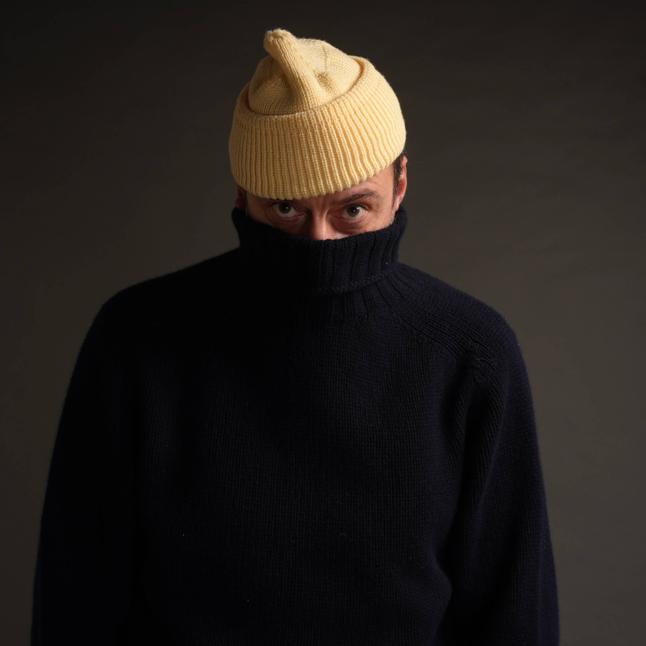 Els Wears Carrier Company Merino Watch Cap In Guava