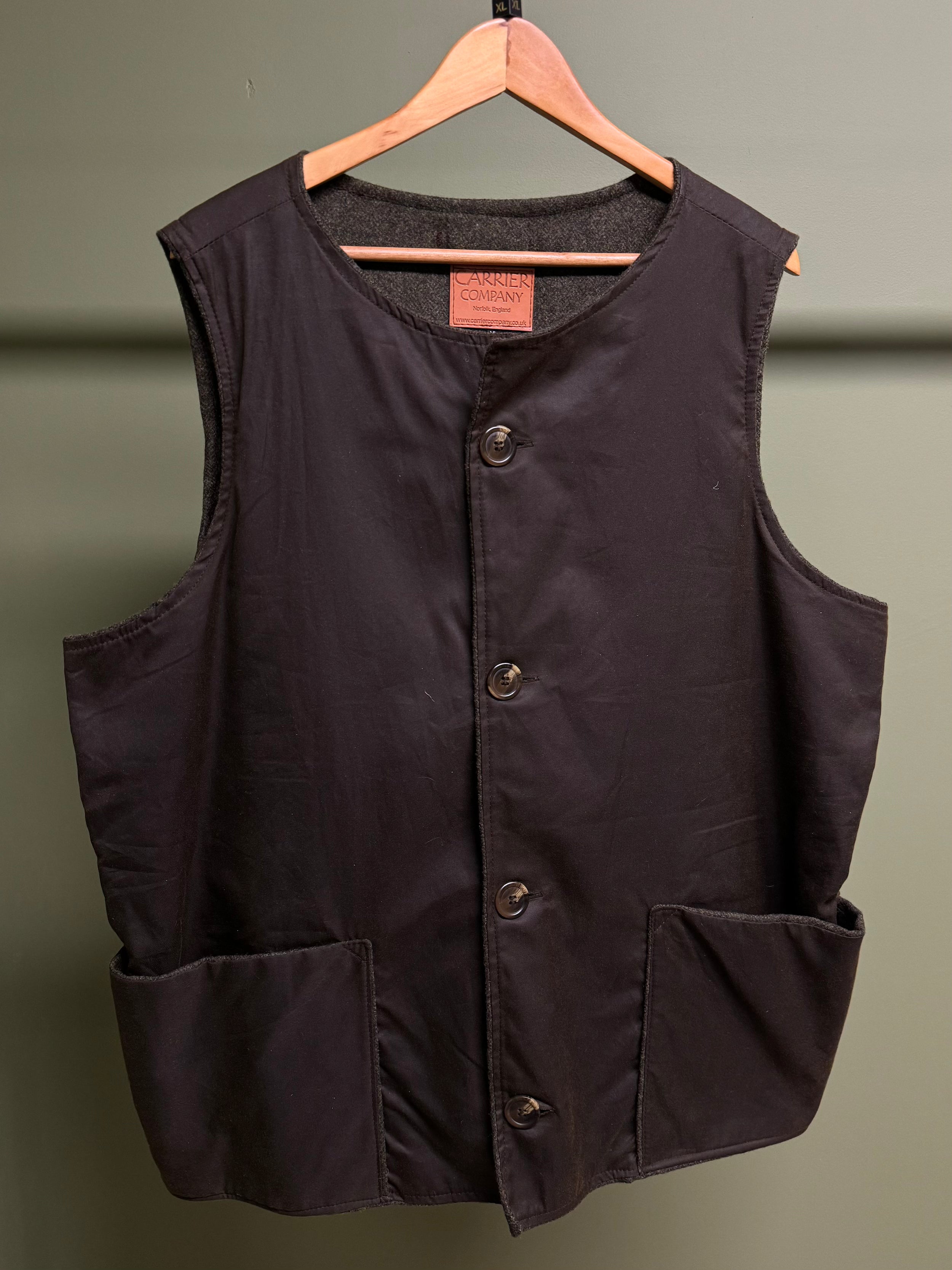 Norfolk Wax Jerkin Sample in Dark Tan *