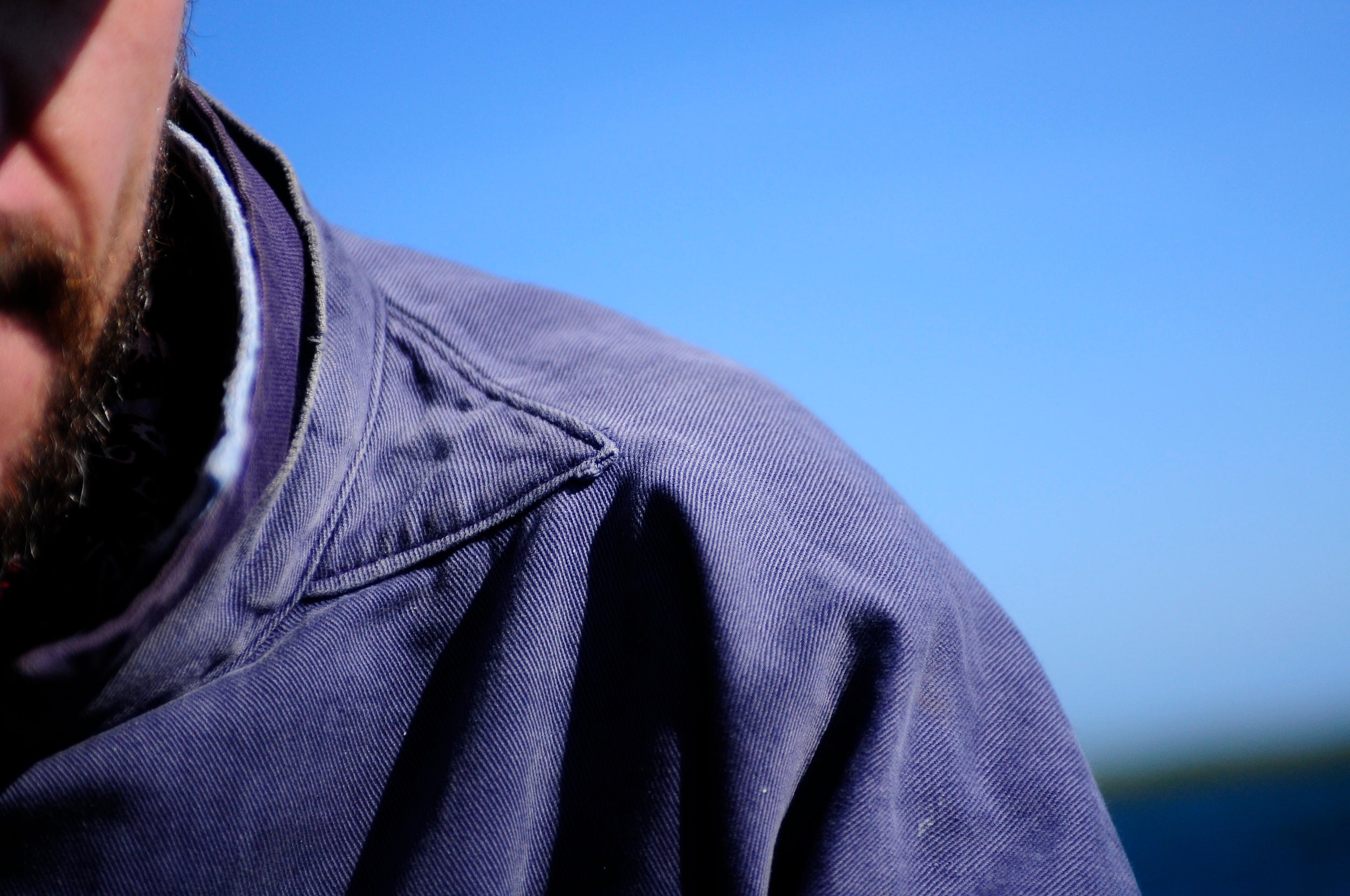 Man wearing Carrier Company Traditional Norfolk Slop in Navy