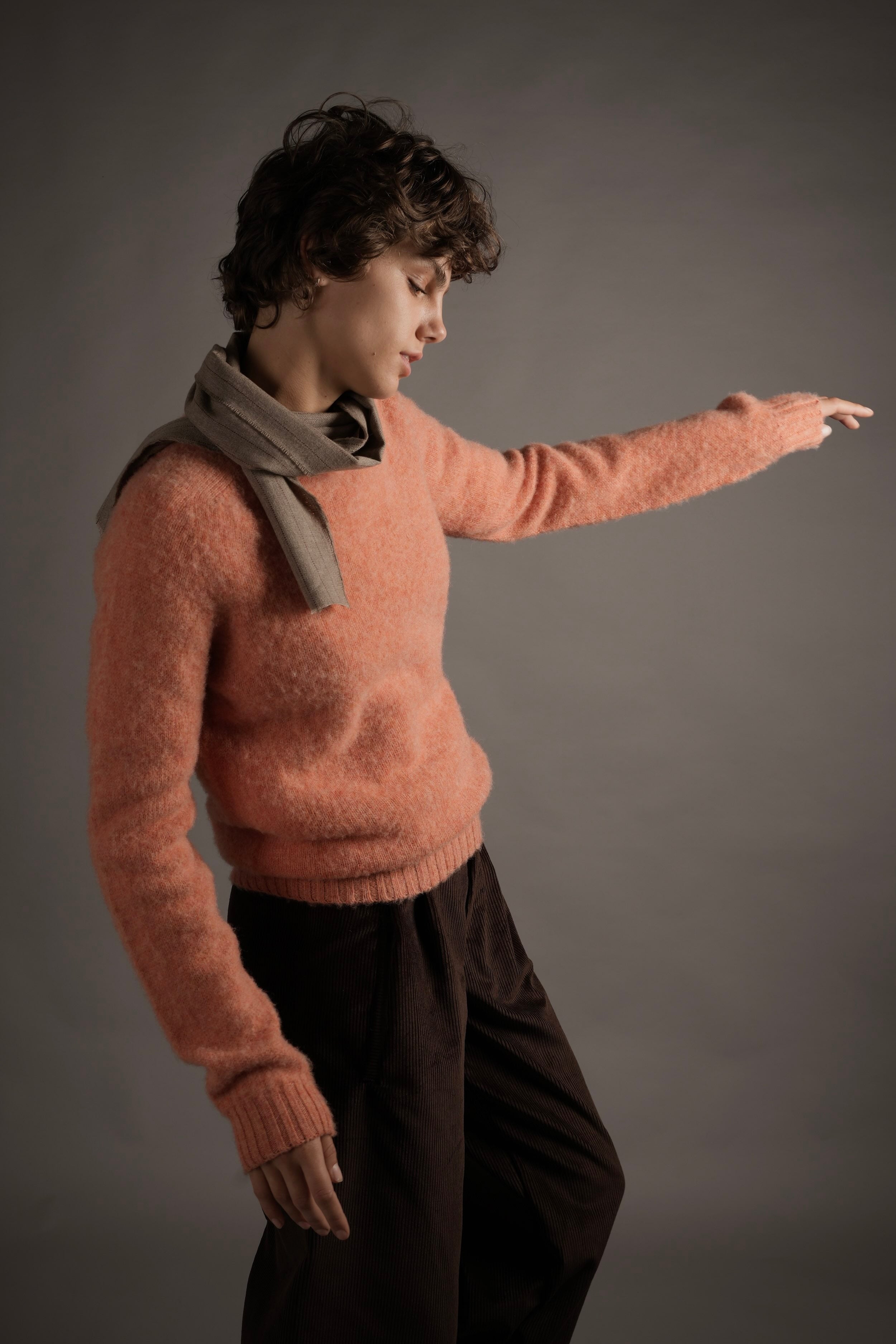 Els Wears Carrier Company Brushed Shetland Lambswool Jumper in Tea Rose