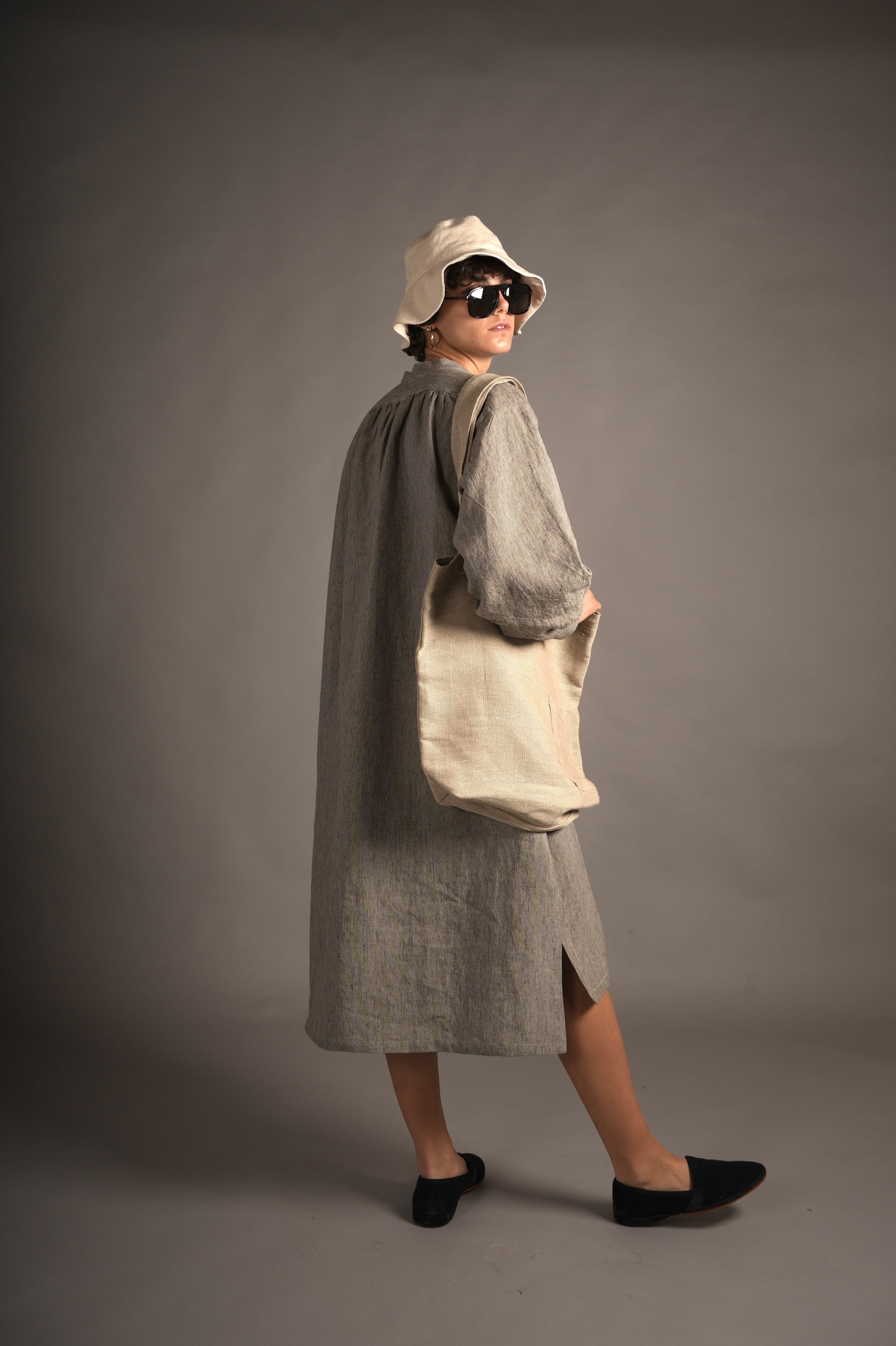 Els Carries Carrier Company Hemp Shoulder Bag