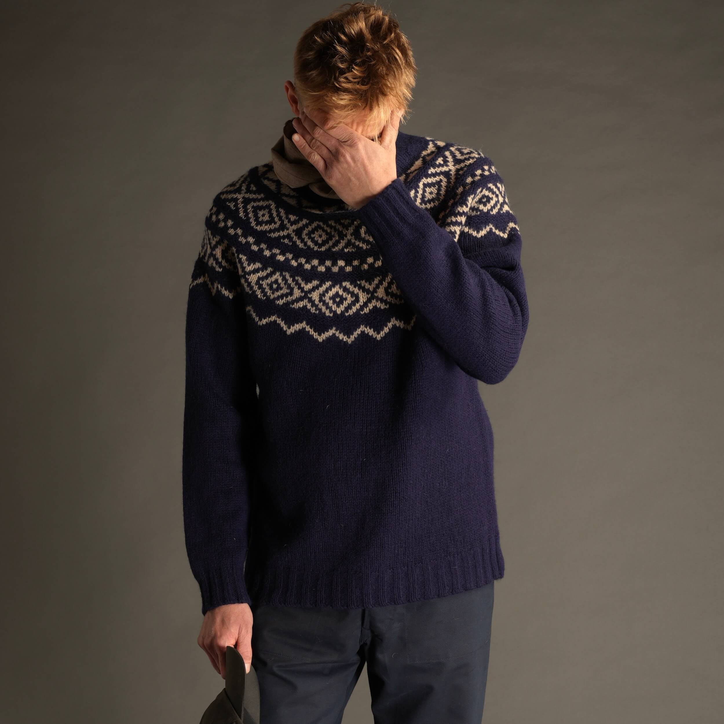 Tommy Wears Carrier Company Chunky Wide Yoke In Navy & Cream