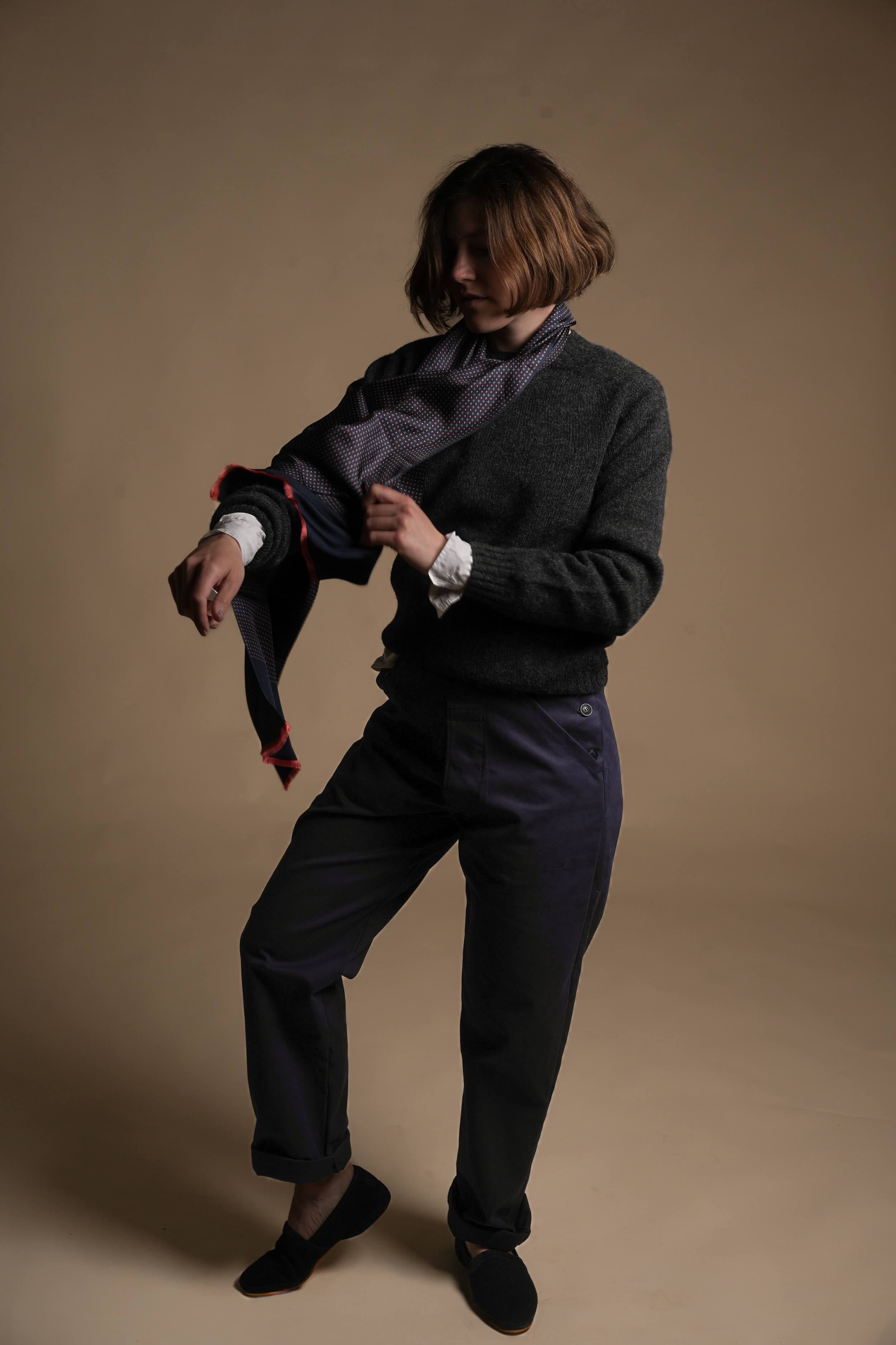 Minna Wears The Work Trouser In Navy Vintage Turner Sailcloth