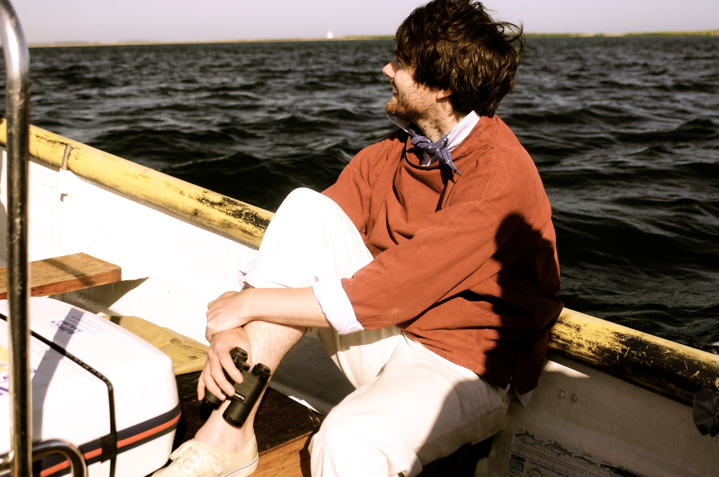 Man wearing Carrier Company Traditional Norfolk Slop in Breton Red