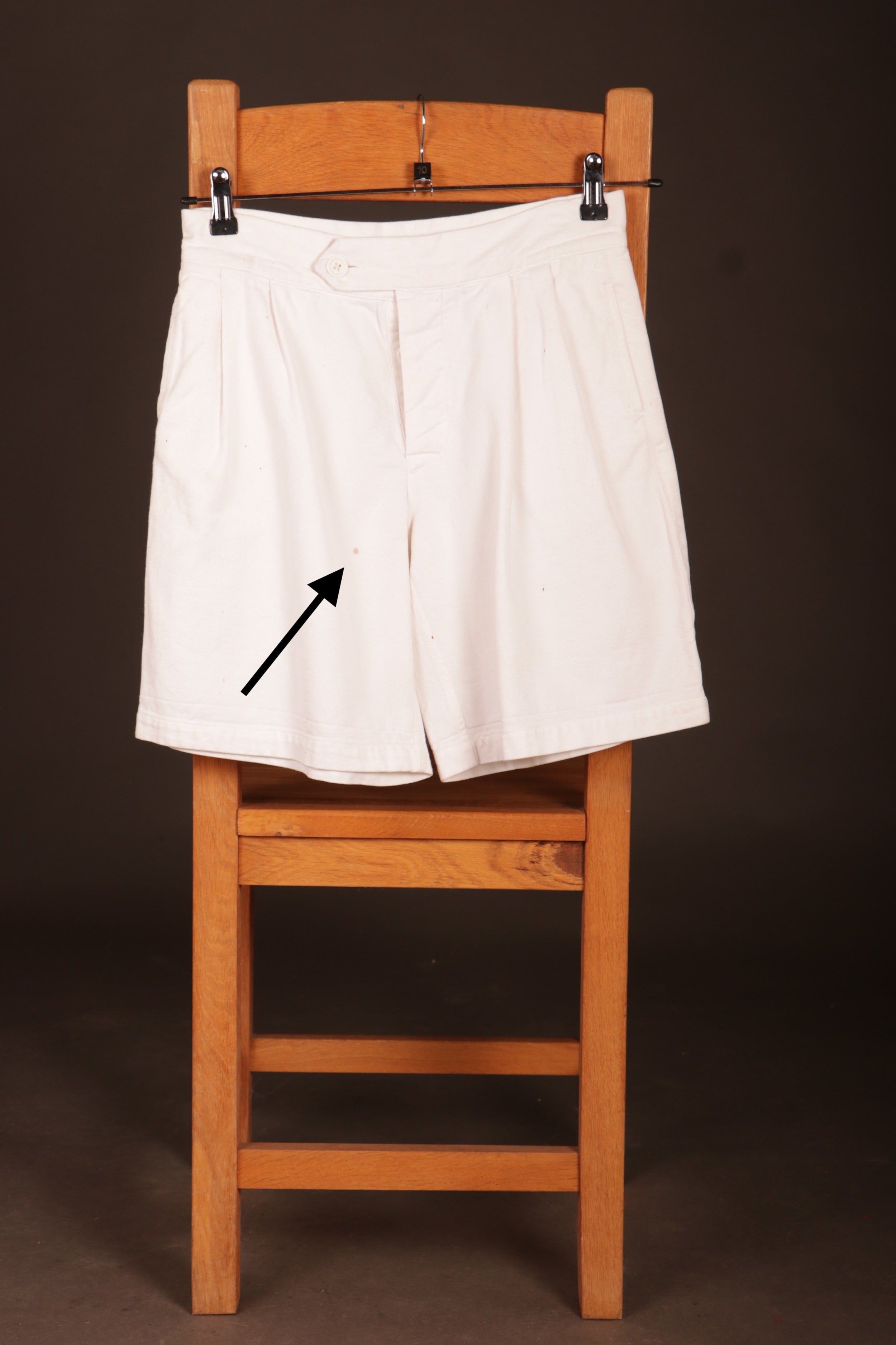 Ladies Shorts White Size 8 *